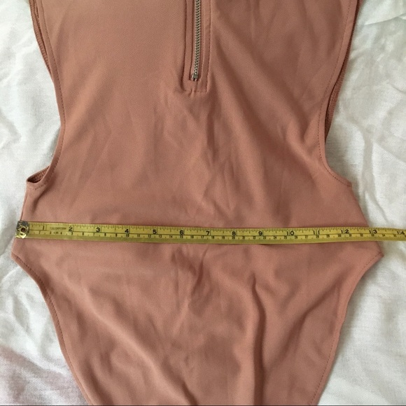Open side bodysuit - medium - Picture 8 of 8